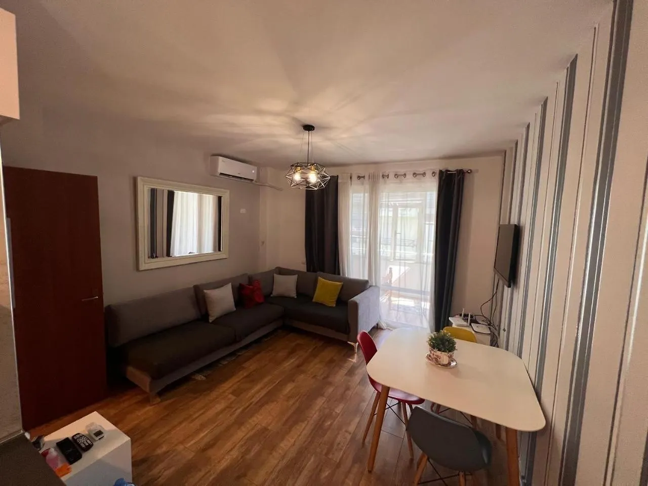 Beachfront Apartment In Durrës